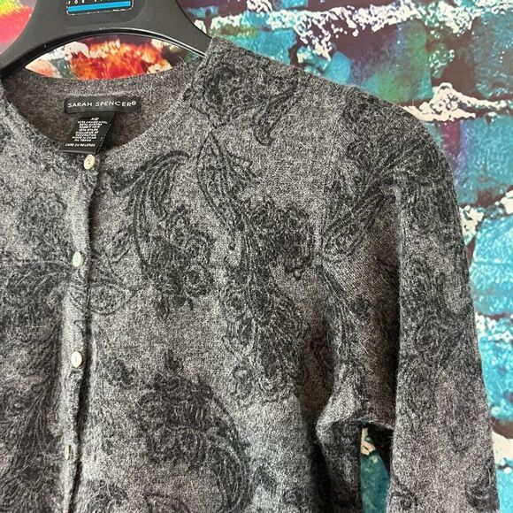Sarah Spencer Lambs Wool Angora Gray Floral Cardigan Sweater Tie Waist Size XS - Picture 3 of 5